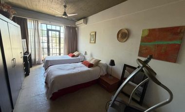 Casa estilo industrial en Villa Adelina