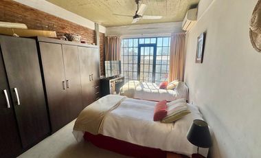 Casa estilo industrial en Villa Adelina