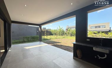 Casa en Venta en Puertos del Lago Barrio Araucarias - A estrenar