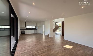 Casa en Venta en Puertos del Lago Barrio Araucarias - A estrenar