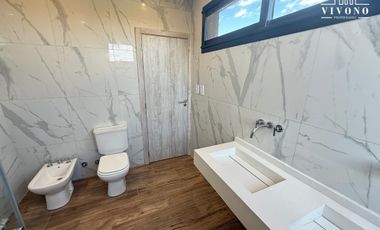 Casa en Venta en Puertos del Lago Barrio Araucarias - A estrenar