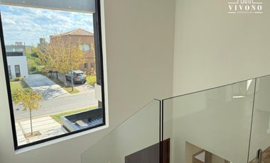 Casa en Venta en Puertos del Lago Barrio Araucarias - A estrenar