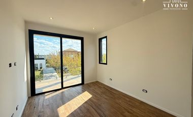 Casa en Venta en Puertos del Lago Barrio Araucarias - A estrenar