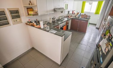 Dúplex en venta en Monterrico – 409 m² con 6 dormitorios y 5 cocheras