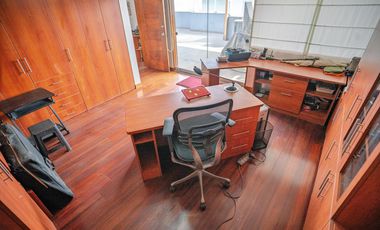 Dúplex en venta en Monterrico – 409 m² con 6 dormitorios y 5 cocheras