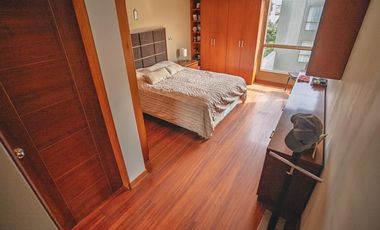 Dúplex en venta en Monterrico – 409 m² con 6 dormitorios y 5 cocheras