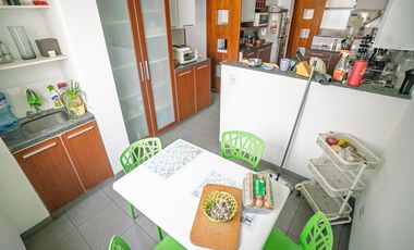 Dúplex en venta en Monterrico – 409 m² con 6 dormitorios y 5 cocheras