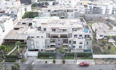 Dúplex en venta en Monterrico – 409 m² con 6 dormitorios y 5 cocheras