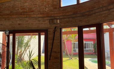 Casa en muy buenas condiciones y ubicación
