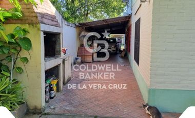 CASA EN SAUCE calle el Mate a 2 cuadras rio con patio piscina