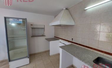 SE ALQUILA SALON