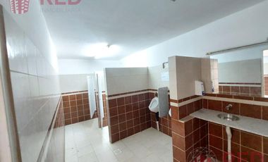 SE ALQUILA SALON