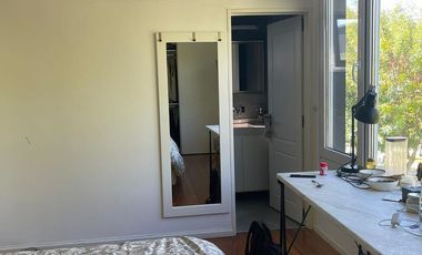 Casa 5 ambientes en dos plantas en venta- Barrancas de Iraola