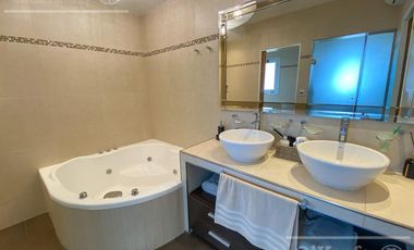 Casa en  venta  Altos de Hudson  1 Berazategui con piscina