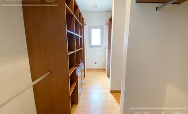 Casa en  venta  Altos de Hudson  1 Berazategui con piscina