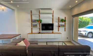 Casa en  venta  Altos de Hudson  1 Berazategui con piscina