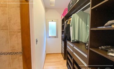 Casa en  venta  Altos de Hudson  1 Berazategui con piscina