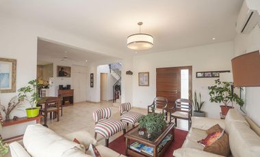 Alquiler - Casa - 5 ambientes - Barrio San Gabriel - Tigre .
