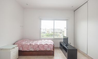Alquiler - Casa - 5 ambientes - Barrio San Gabriel - Tigre .