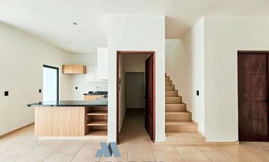 Casa en Venta con Recámara en Planta baja Residencial Punto Rioja Colima