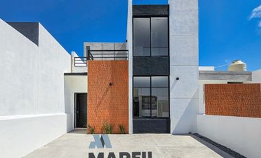 Casa en Venta con Recámara en Planta baja Residencial Punto Rioja Colima