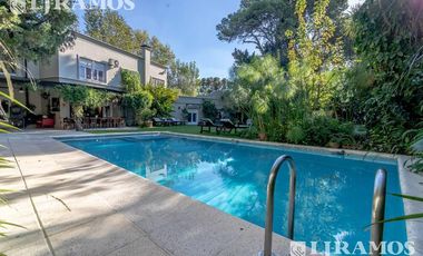 Casa en venta en San Isidro - Santa Rita - 5 dormitorios