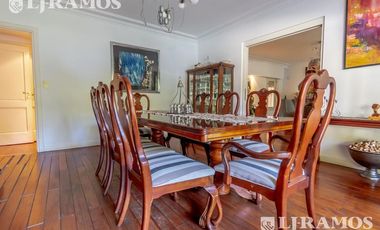 Casa en venta en San Isidro - Santa Rita - 5 dormitorios