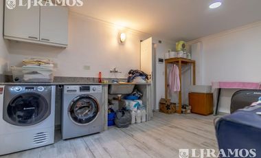 Casa en venta en San Isidro - Santa Rita - 5 dormitorios