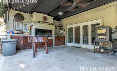 Casa en venta en San Isidro - Santa Rita - 5 dormitorios