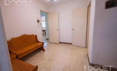 Casa en planta alta con cochera Santiago del Estero y Rivadavia