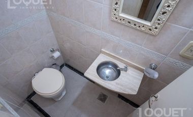 Casa en planta alta con cochera Santiago del Estero y Rivadavia