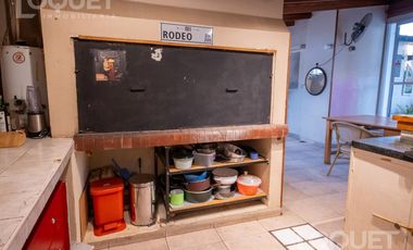 Casa en planta alta con cochera Santiago del Estero y Rivadavia