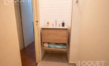 Casa en planta alta con cochera Santiago del Estero y Rivadavia
