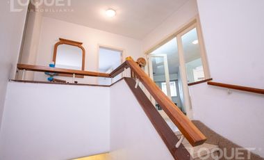 Casa en planta alta con cochera Santiago del Estero y Rivadavia