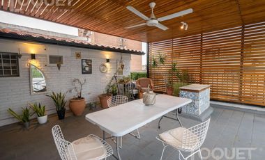 Casa en planta alta con cochera Santiago del Estero y Rivadavia