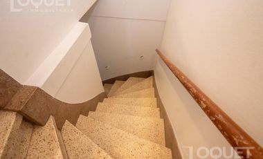 Casa en planta alta con cochera Santiago del Estero y Rivadavia