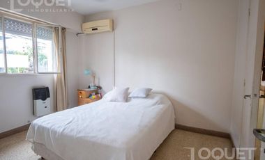 Casa en planta alta con cochera Santiago del Estero y Rivadavia