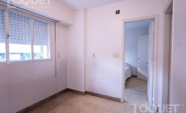 Casa en planta alta con cochera Santiago del Estero y Rivadavia