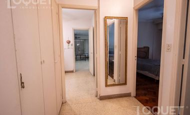 Casa en planta alta con cochera Santiago del Estero y Rivadavia