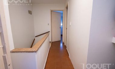 Casa en planta alta con cochera Santiago del Estero y Rivadavia