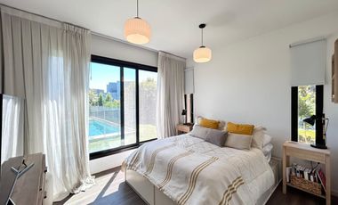 Casa EN ALQUILER CANTON NORTE HERMOSO JARDIN y PISCINA