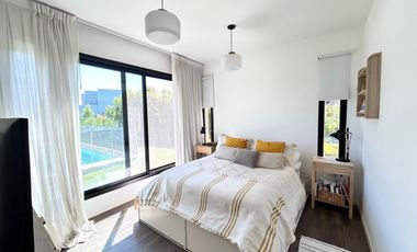 Casa EN ALQUILER CANTON NORTE HERMOSO JARDIN y PISCINA