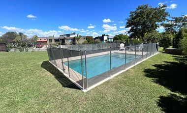 Casa EN ALQUILER CANTON NORTE HERMOSO JARDIN y PISCINA