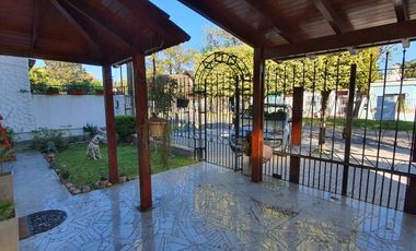 Casa - Lomas de Alberdi