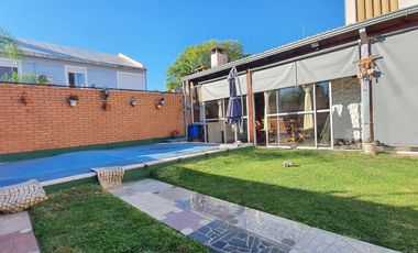 Casa - Lomas de Alberdi