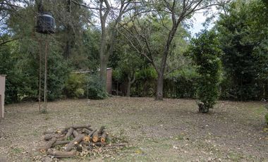 Casa en Laguna de Lobos con lote arbolado