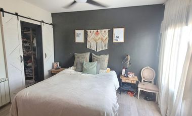 Casas de Santa María | Venta o Alquiler | Casa con interesantes reformas y excelente parquización
