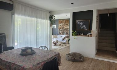 Casas de Santa María | Venta o Alquiler | Casa con interesantes reformas y excelente parquización