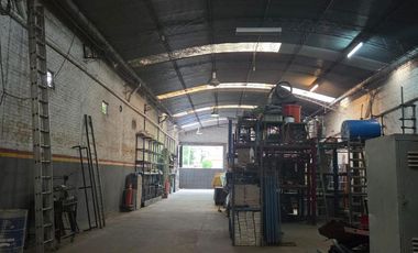 Galpón o Deposito en venta en Banfield. Accesos estratégicos a Gral Paz y Uriarte. lote en venta