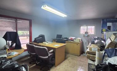 Galpón o Deposito en venta en Banfield. Accesos estratégicos a Gral Paz y Uriarte. lote en venta